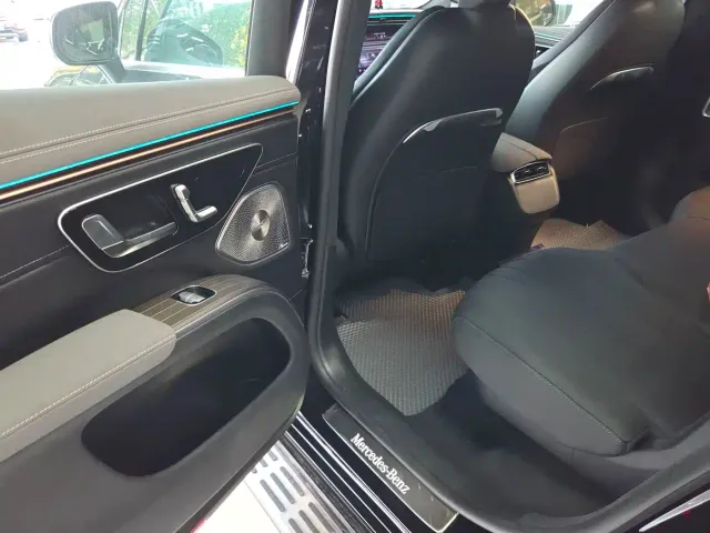 Mercedes-Benz EQS SUV — Фото автомобиля 18