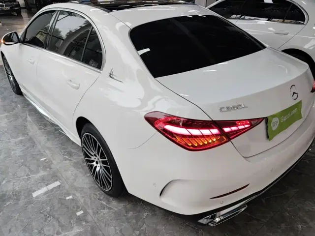 Mercedes-Benz C-Class — Фото автомобиля 4