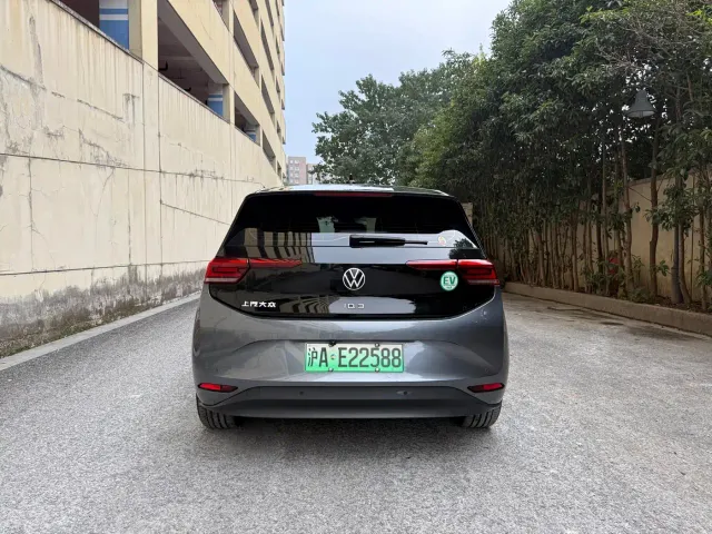 Volkswagen ID.3 — Фото автомобиля 8