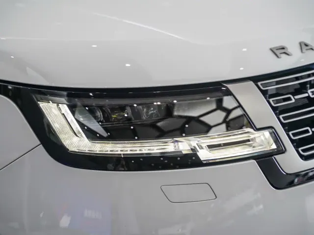 Land Rover Range Rover — Фото автомобиля 14