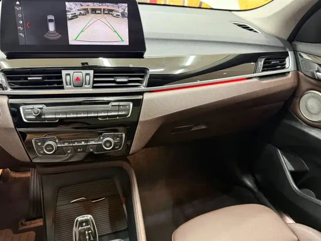 BMW X1 — Фото автомобиля 12