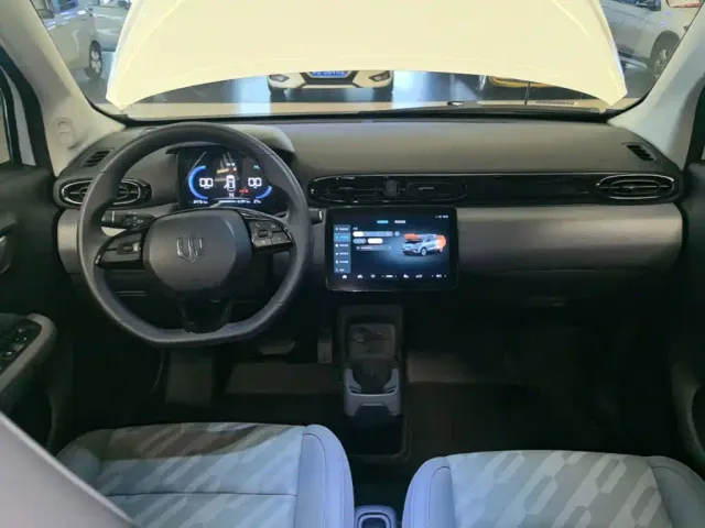 Leapmotor T03 — Фото автомобиля 9