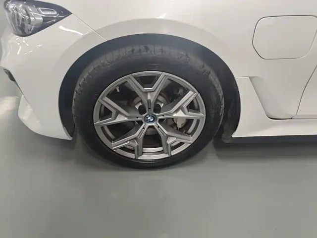 BMW i3 — Фото автомобиля 22