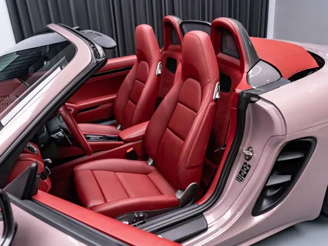 Porsche 718 — Фото автомобиля 9
