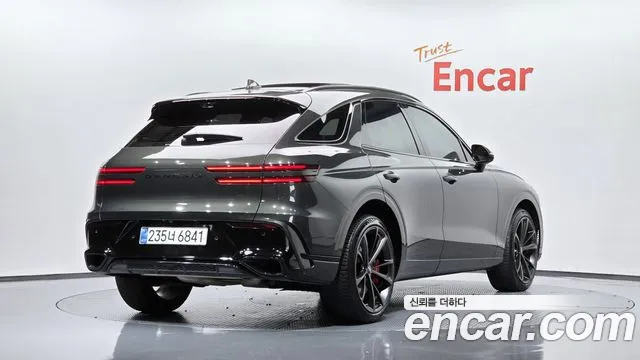 Genesis GV70 — Фото автомобиля 2