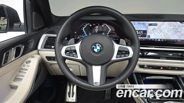 BMW X7 — Фото автомобиля 11