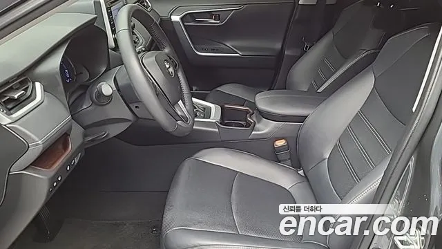 Toyota RAV4 5th Gen — Фото автомобиля 10