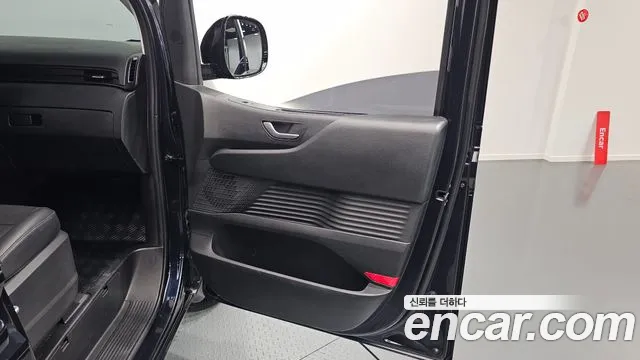 Hyundai Staria — Фото автомобиля 14