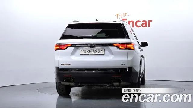 Chevrolet Traverse — Фото автомобиля 4