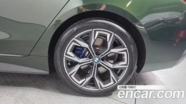 BMW 4-Series 4 серия (G22) 420i M Sport Performance Gran Coupe — Фото автомобиля 19