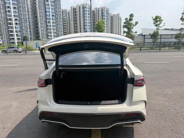 BYD Seal 06 — Фото автомобиля 13