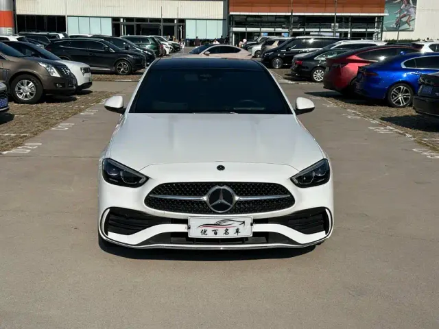 Mercedes-Benz C-Class — Фото автомобиля 2