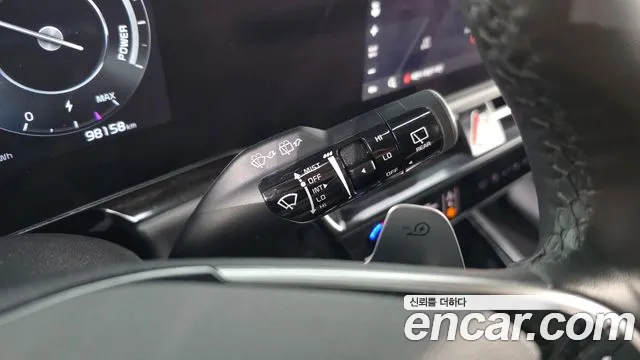 Kia Niro — Фото автомобиля 26