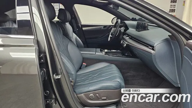 Genesis G80 Бензин 2.5 турбо AWD — Фото автомобиля 11