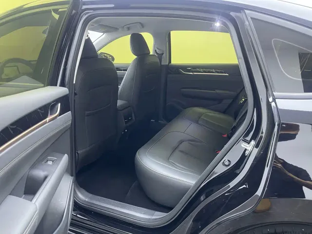 Wuling Starlight — Фото автомобиля 14
