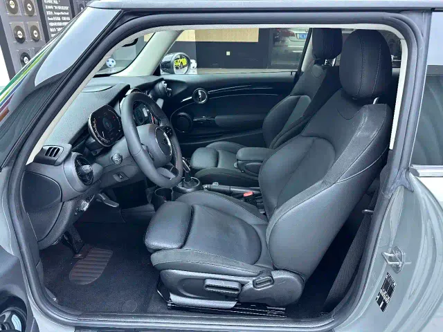 MINI Hatch — Фото автомобиля 9