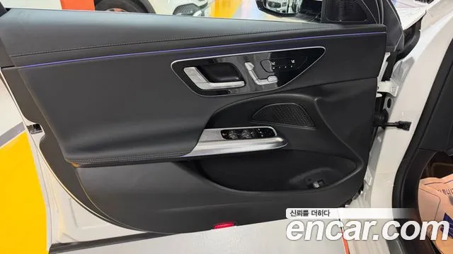 Mercedes-Benz E-Class W214 — Фото автомобиля 12
