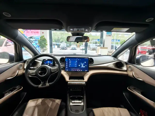 BYD Dolphin — Фото автомобиля 14