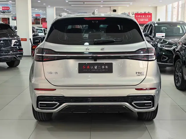 Hongqi HS5 — Фото автомобиля 10