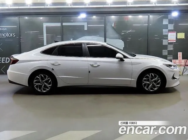 Hyundai Sonata — Фото автомобиля 3