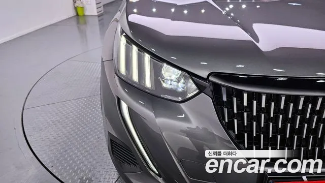 Peugeot 2008 — Фото автомобиля 20