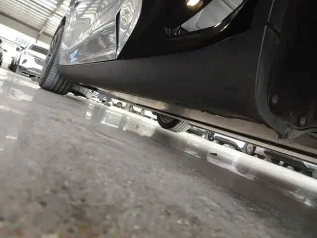 Tesla Model Y — Фото автомобиля 21