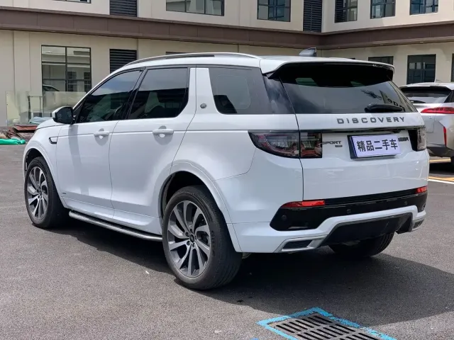 Land Rover Discovery Sport 2022 Model 249PS R-Dynamic S Performance Edition 5-Seater — Фото автомобиля 6