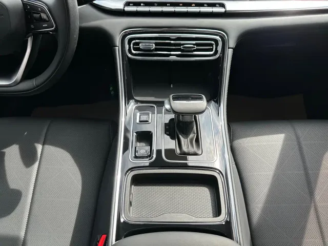 Geely Emgrand — Фото автомобиля 15