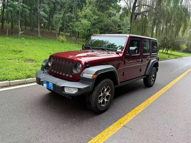 Фотография автомобиля — Jeep Wrangler