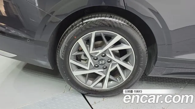 Hyundai Grandeur GN7 — Фото автомобиля 5