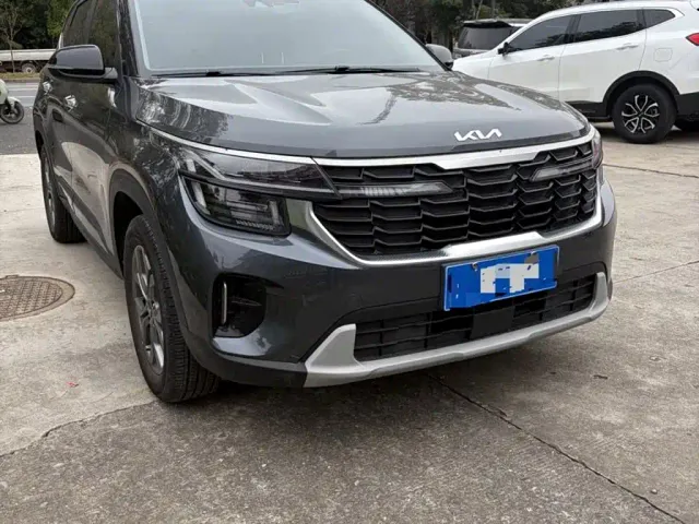 Kia Seltos — Фото автомобиля 3