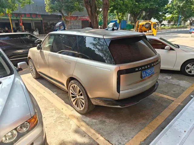 Land Rover Range Rover — Фото автомобиля 9