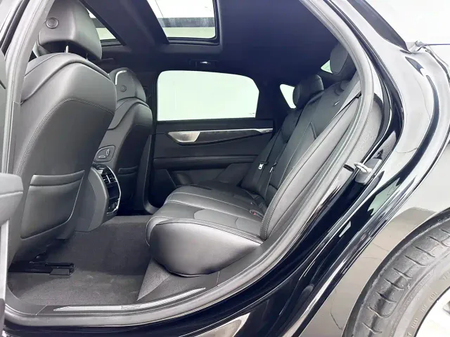 Cadillac CT6 — Фото автомобиля 16