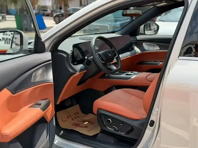 Changan CS75 Plus — Фото автомобиля 4