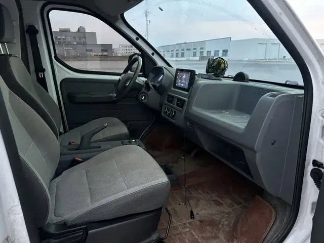 Wuling Yangguang — Фото автомобиля 23