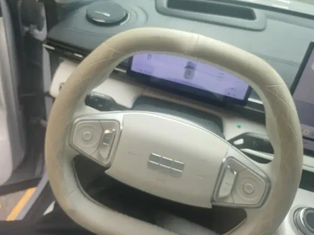 Geely Galaxy E5 — Фото автомобиля 15