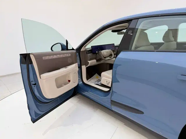 IM Motors LS6 — Фото автомобиля 25