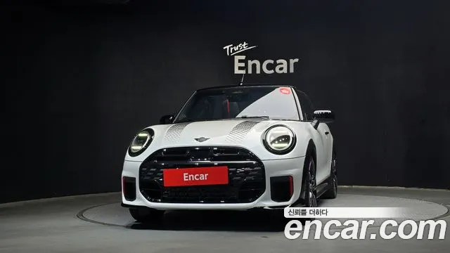 Mini Cooper Convertible — Фото автомобиля 3