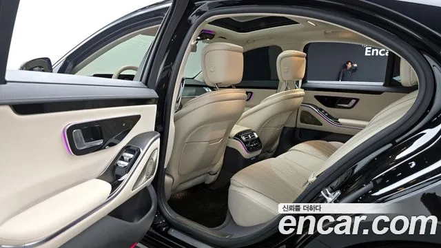 Mercedes-Benz S-Class S-класс W223 — Фото автомобиля 12