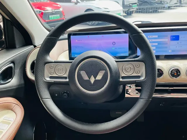 Wuling Bingo — Фото автомобиля 29