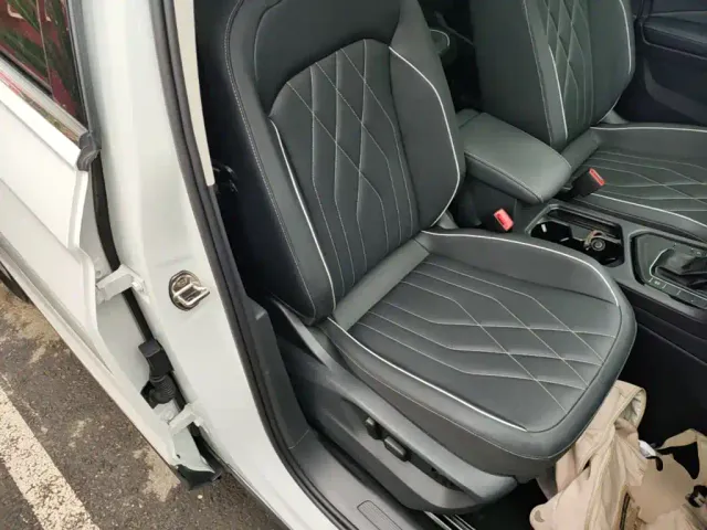 Volkswagen Tiguan L — Фото автомобиля 24