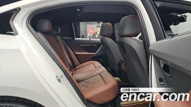 BMW 5 Series G60 — Фото автомобиля 16