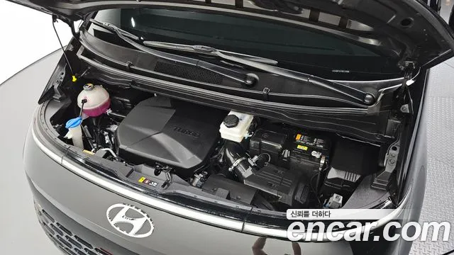 Hyundai Staria Staria Карго 5 мест — Фото автомобиля 4