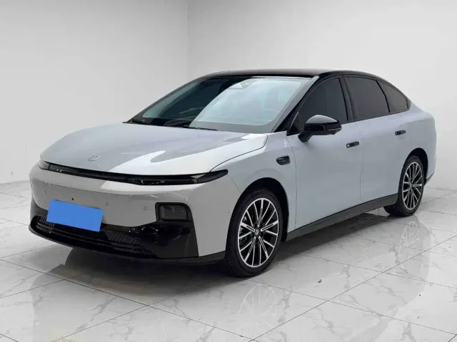 Фотография автомобиля — Leapmotor B01