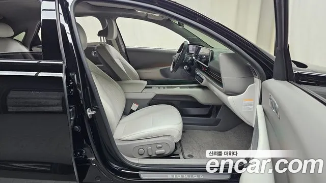 Hyundai Ioniq 6 — Фото автомобиля 25