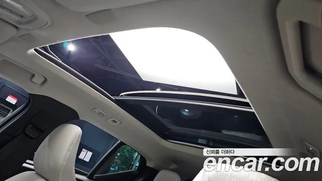 Volvo XC40 — Фото автомобиля 18