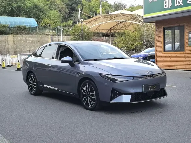 Xpeng P5 — Фото автомобиля 3