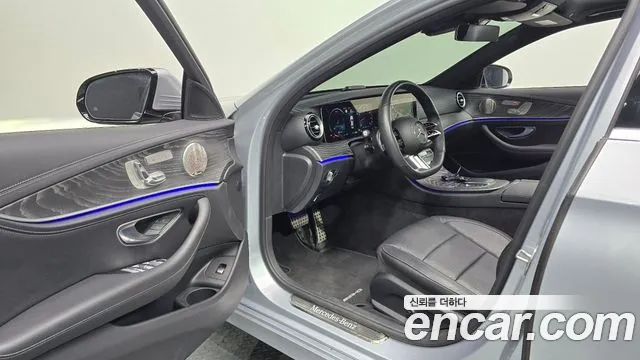 Mercedes-Benz E-Class E-класс W213 — Фото автомобиля 10