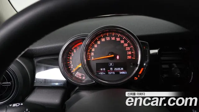 Mini Cooper Cooper 5 дверей Classic — Фото автомобиля 8