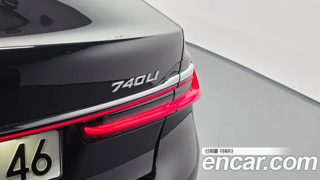 BMW 7 Series — Фото автомобиля 22